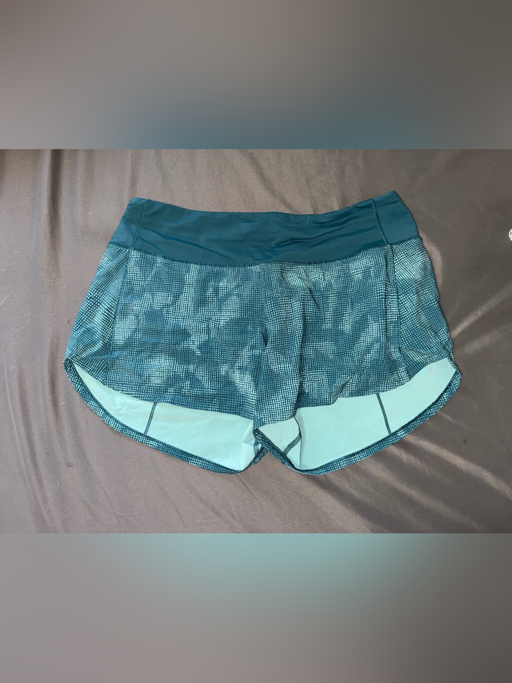 Lululemon tall speed up shorts